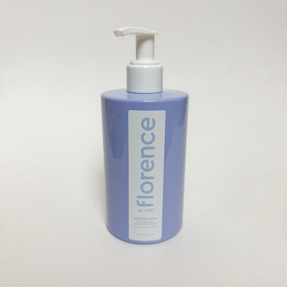 🎉 3 for $30 🎉 Florence By Mills Mirror Magic Illuminating Moisturizer - Picture 4 of 4